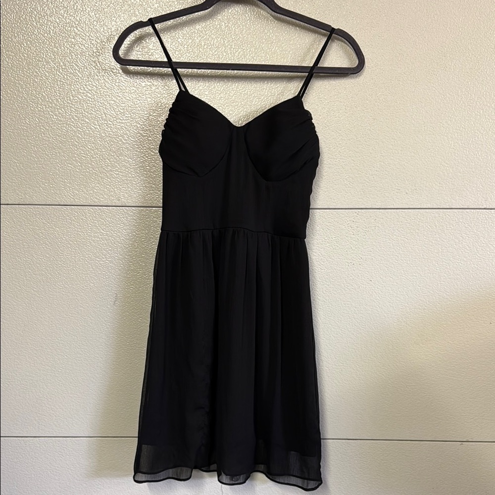 Black Guess dress